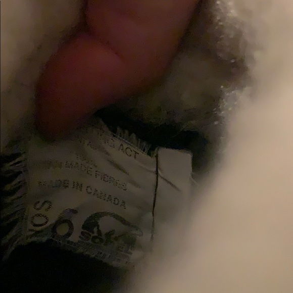 Sorel Winter Boots - Picture 5 of 5